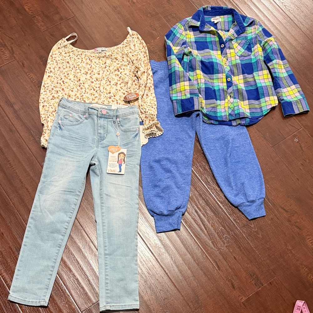 Girls clothes bundle 💕
